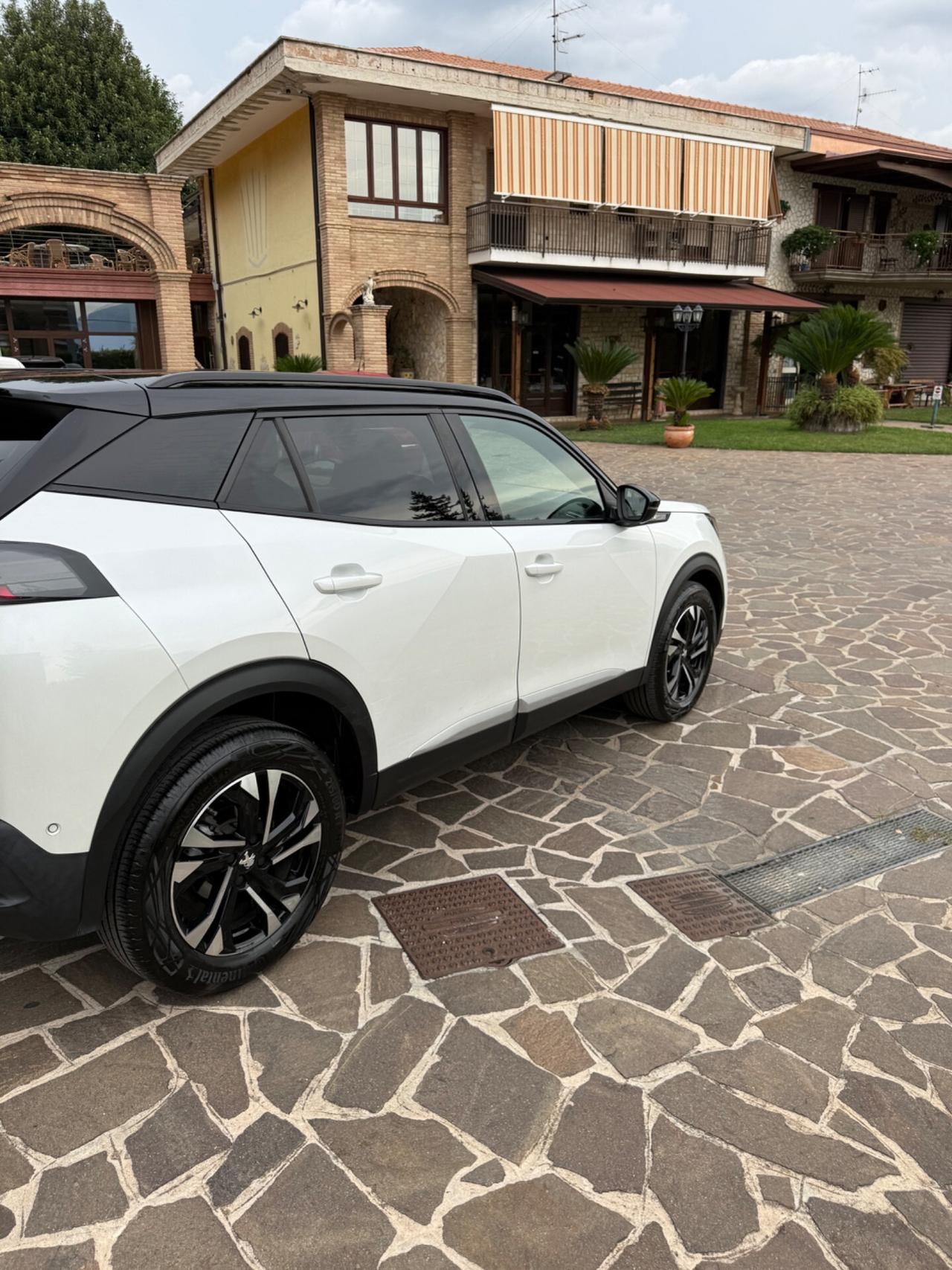 Peugeot 2008 BlueHDi 130 S&S EAT8 GT uni proprietario