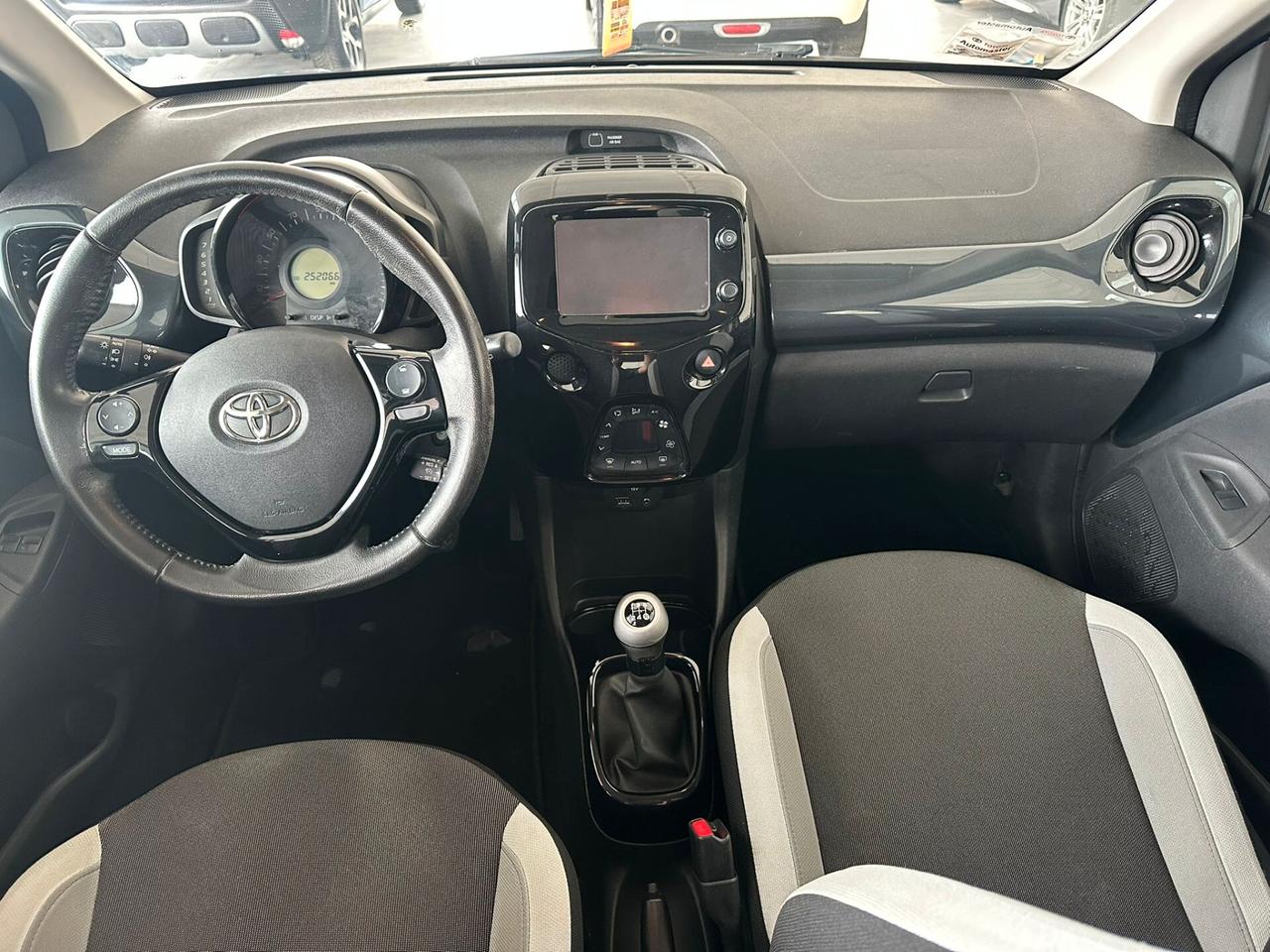 Toyota Aygo 1.0 2015
