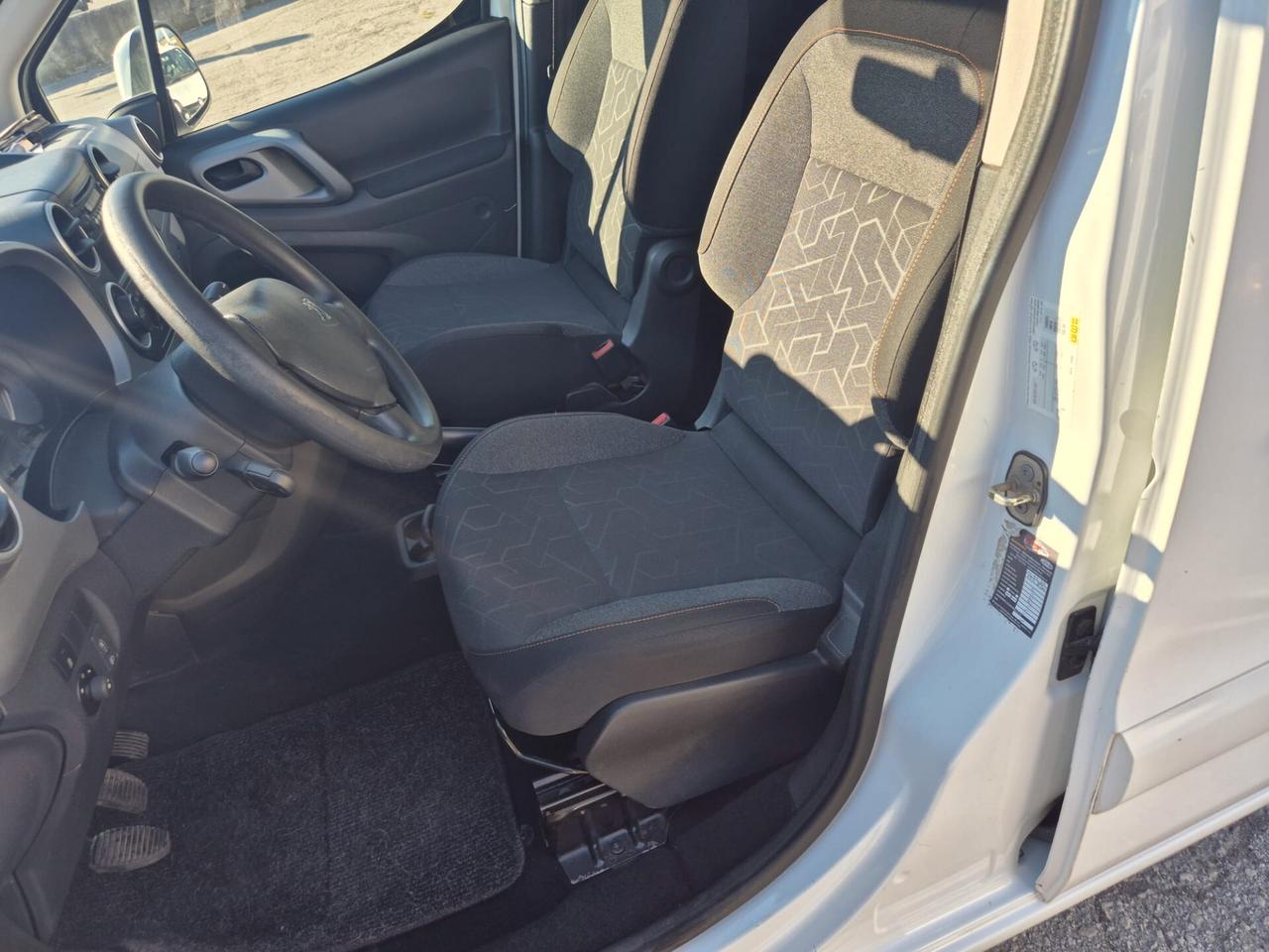 PEUGEOT PARTNER 4X4 5 POSTI