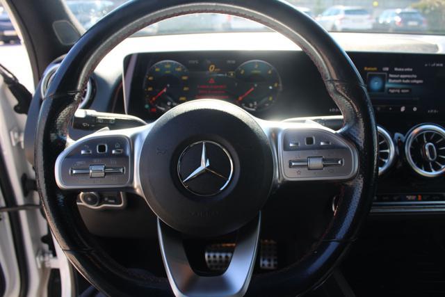 MERCEDES-BENZ GLB 200 d Automatic Premium