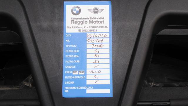 BMW 320 d xDrive Touring Business Advantage