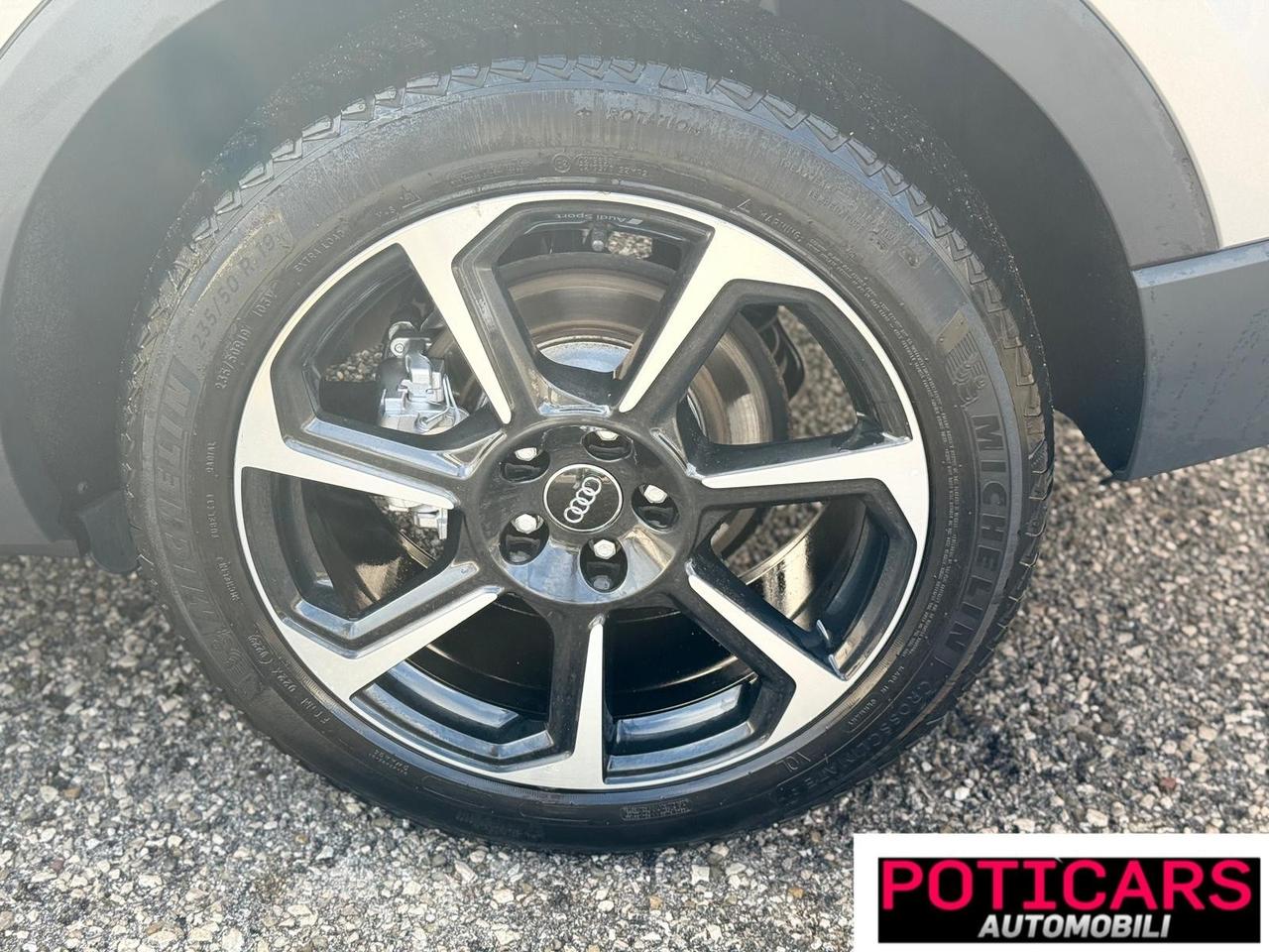 Audi Q3 35 TDI S tronic Business Advanced