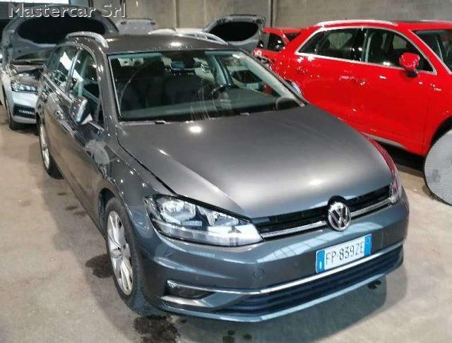 VOLKSWAGEN Golf Variant 2.0 tdi Executive 150cv dsg - FP839ZE