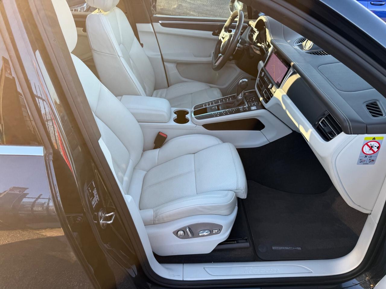 Porsche Macan 2.0 245cv PDK TETTO CERCHI 21