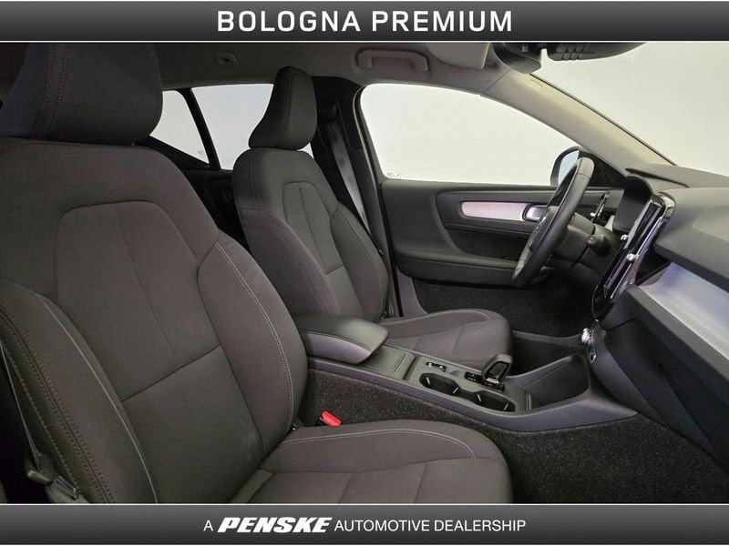 Volvo XC40 XC40 T3 Geartronic Momentum Pro