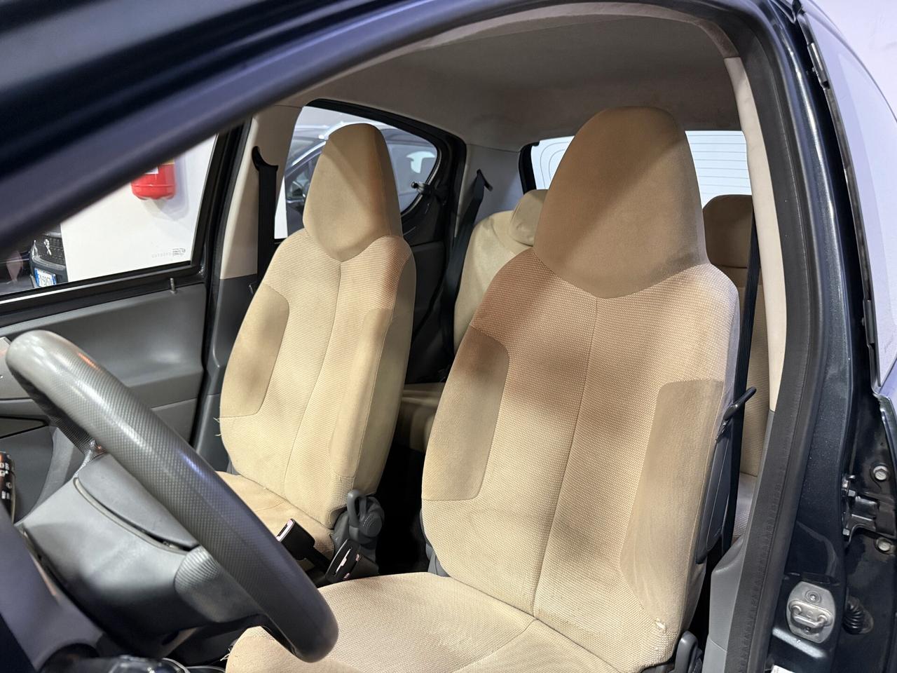 Peugeot 107 1.0 68CV 3p. Desir
