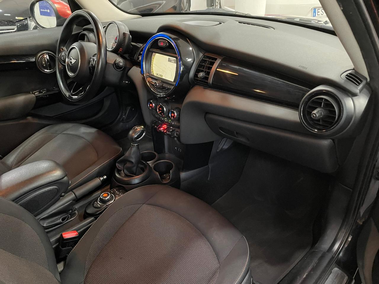 MINI 1.5 COOPER D 5Porte Automatica - 2015