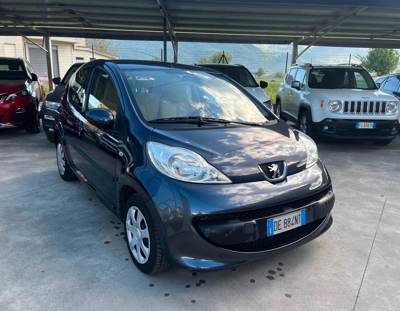 Peugeot 107 1.0 68CV 5p. Plaisir 2Tronic