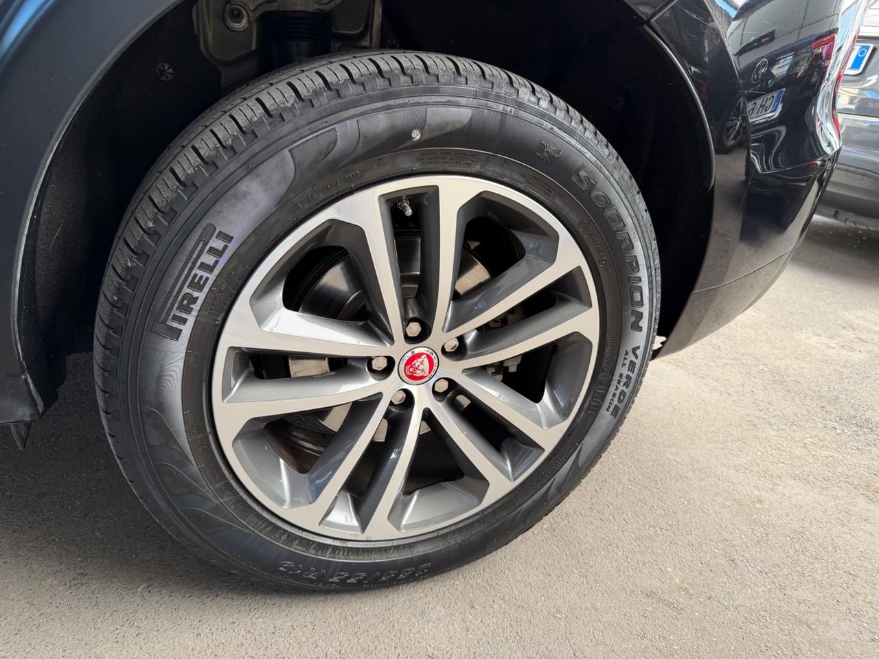 Jaguar F-Pace 2.0 D 180 CV R-Sport 2018