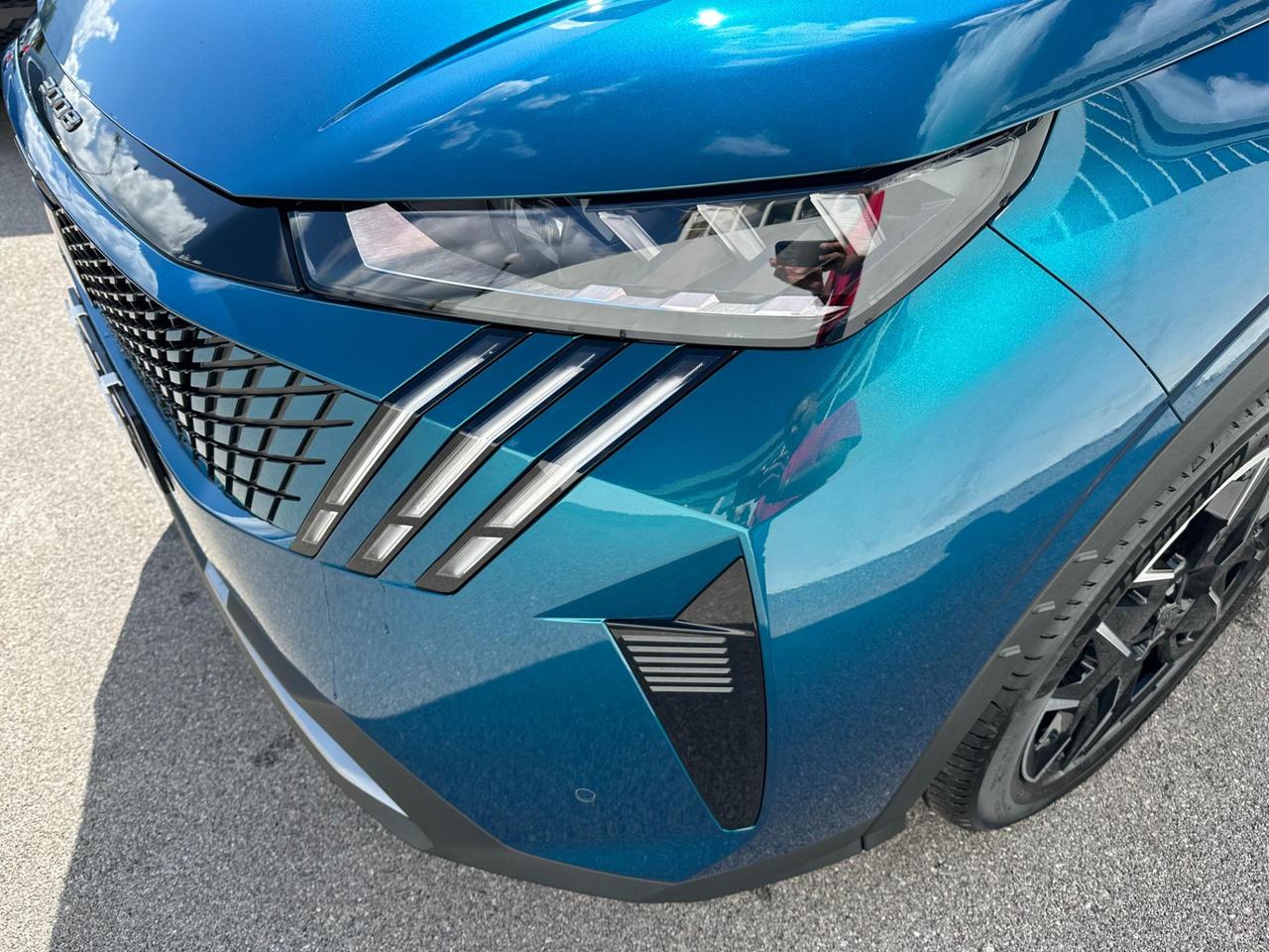 Peugeot 3008 1.2 hybrid GT 145cv e-dcs6