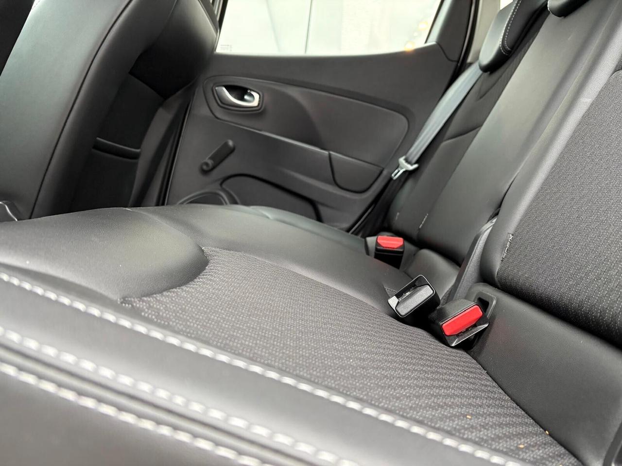 Renault Clio DUEL 1.2 75 CV 5 porte 40000 KM