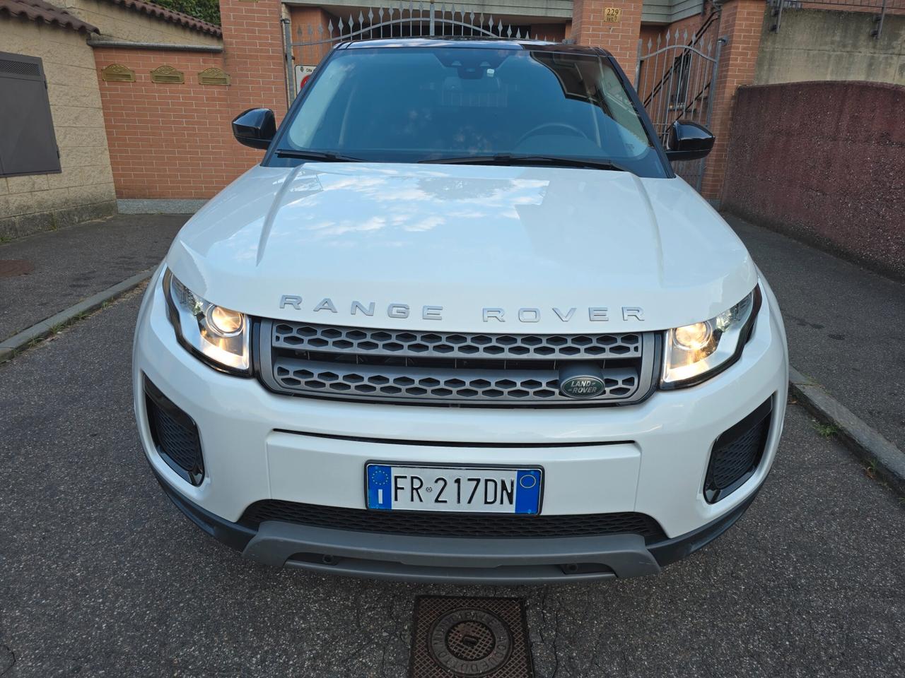 RANGE ROVER Evoque SE Dynamic 4WD 2.0 td4 Auto.
