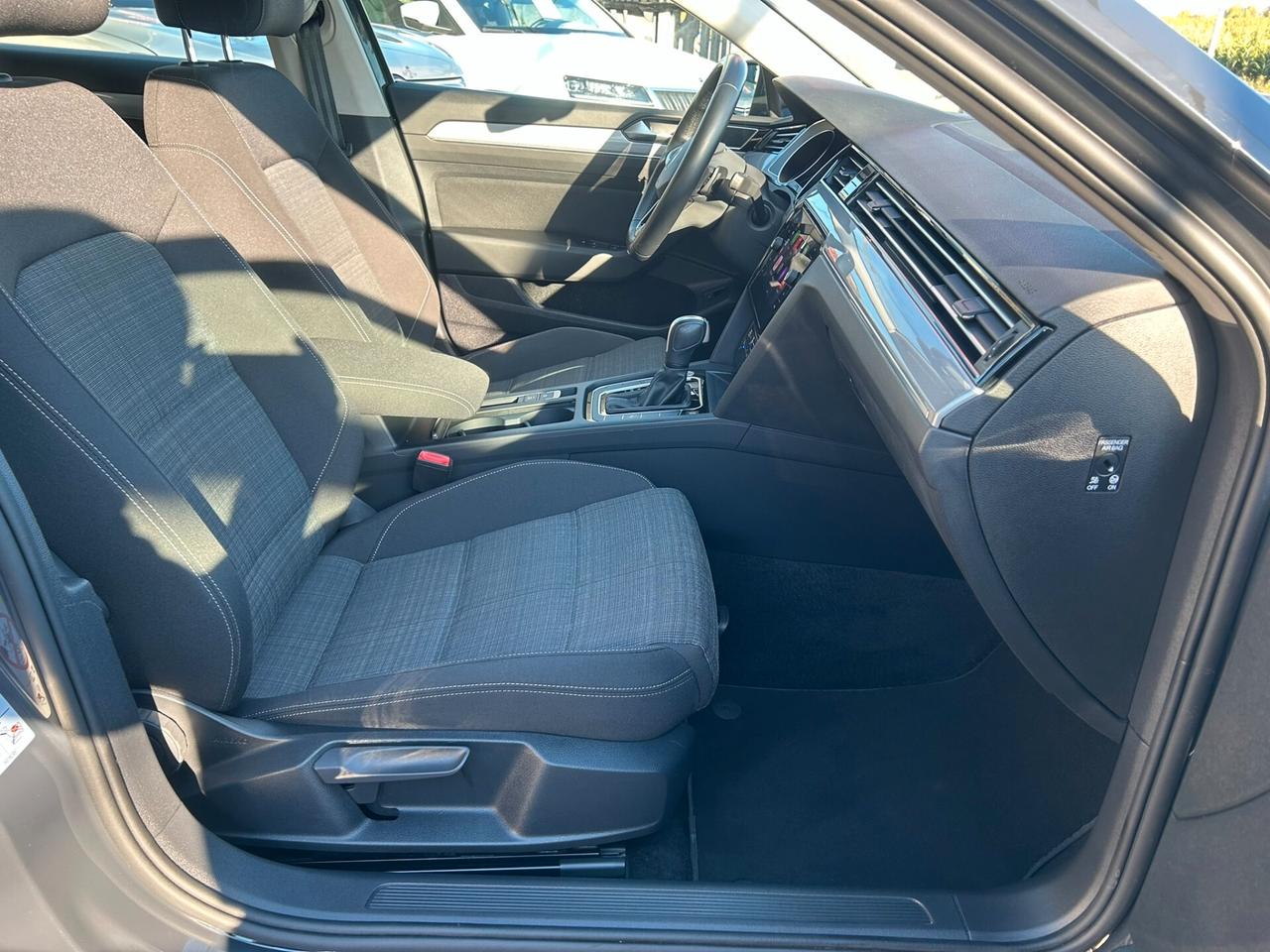 VW PASSAT VARIANT 2.0 TDI 150CV DSG Business