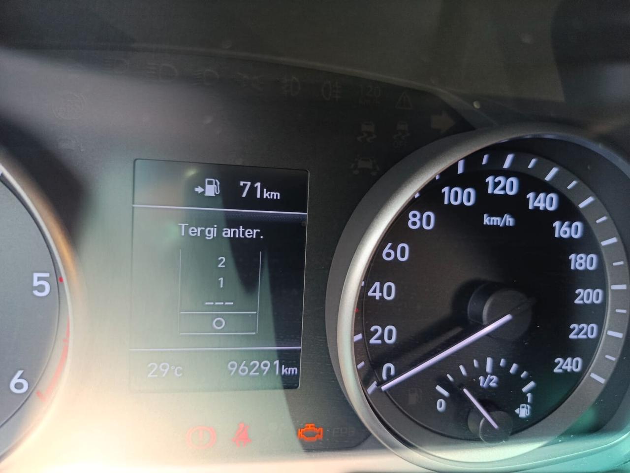 Hyundai i30 1.6 CRDi 110CV 5 porte Comfort-2017