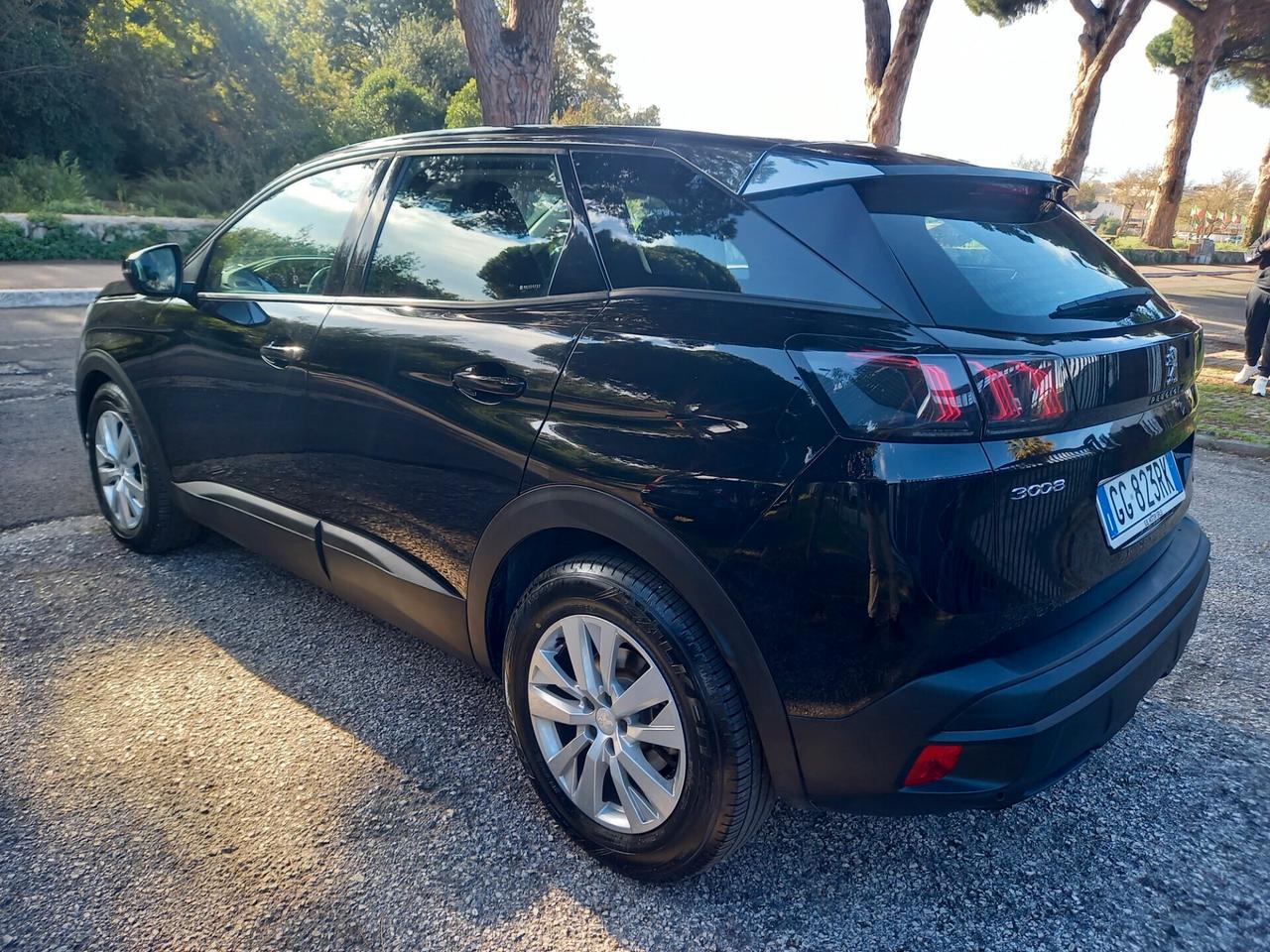 Peugeot 3008 1.5 HDi 131cv Automatica TAGLIANDATA