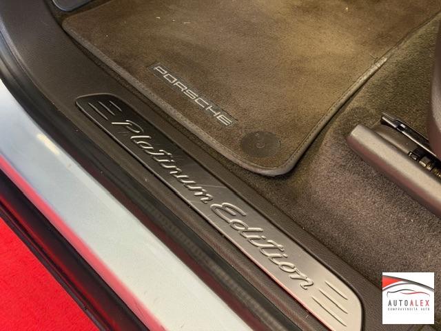 PORSCHE - Cayenne - 3.0 Diesel Platinum Edition