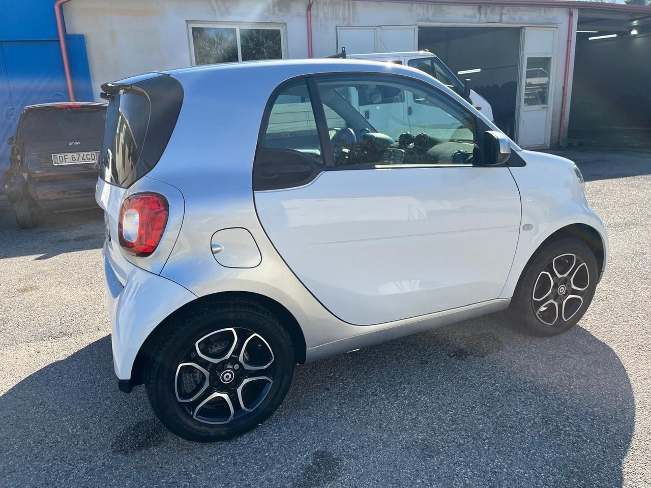 Smart for two 1.0/ 70cv- autom-km 60000-2018