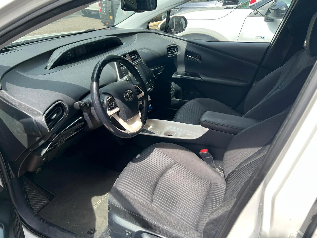 Toyota Prius 1.8 Style BIANCA
