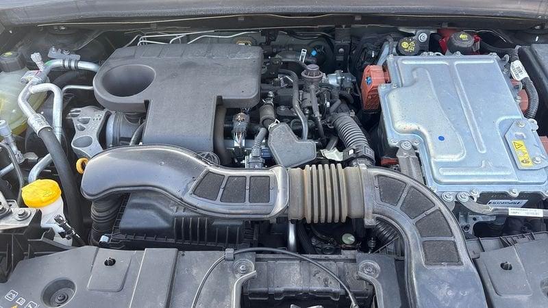 Renault Captur 1.6 E-Tech hybrid Zen 145cv auto