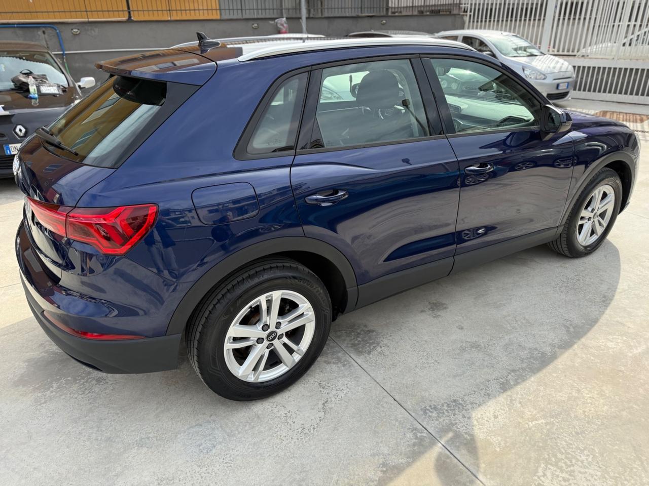 Audi Q3 35 TDI S tronic Business Advanced