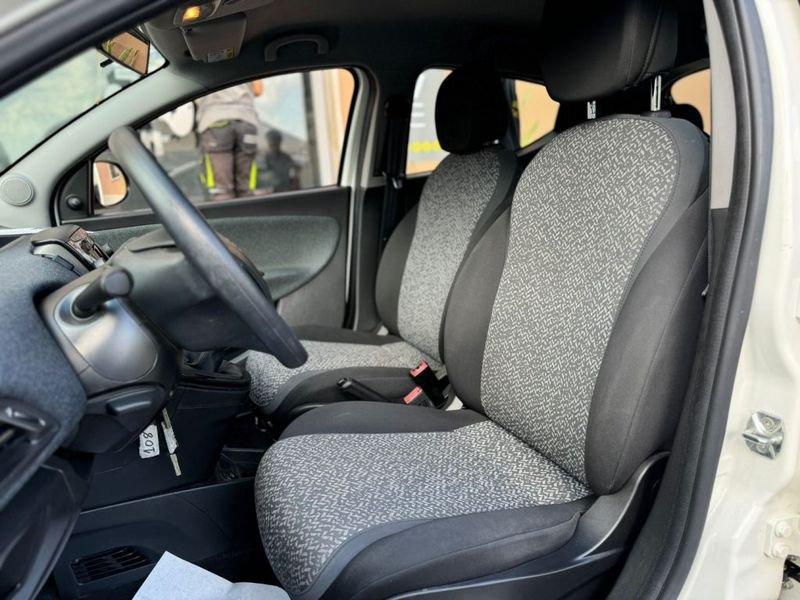 Lancia Ypsilon 1.2 69 CV 5 porte Elefantino Blu+gpl