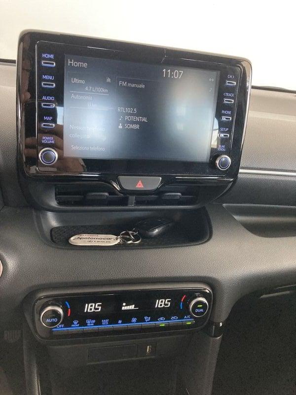 Toyota Yaris Hybrid Style MY21
