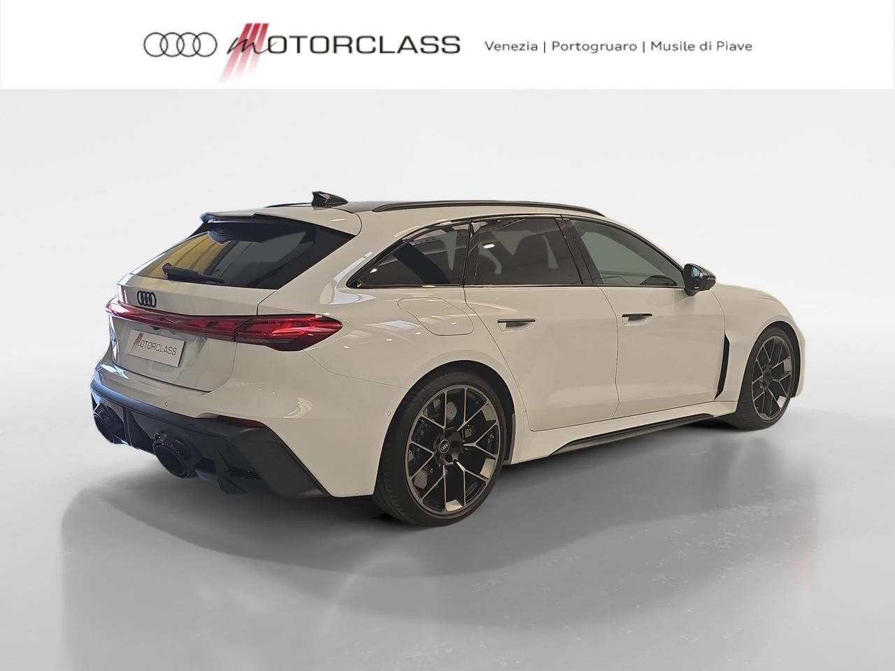 Audi RS5 avant 2.9 v6 phev 639cv tiptronic