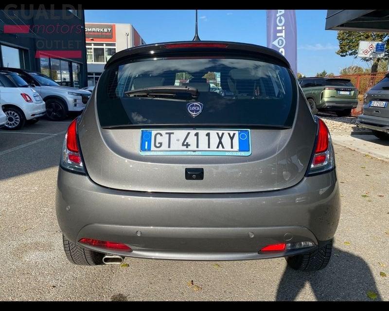 Lancia Ypsilon III 1.0 firefly hybrid Platino s&s 70cv