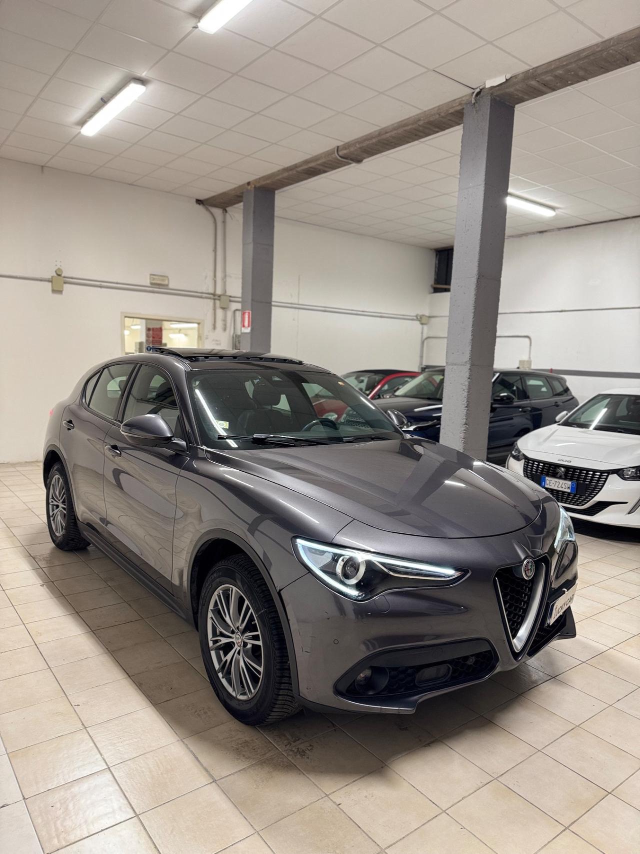 Alfa Romeo Stelvio 2.2 Turbodiesel 210 CV AT8 Q4 Super
