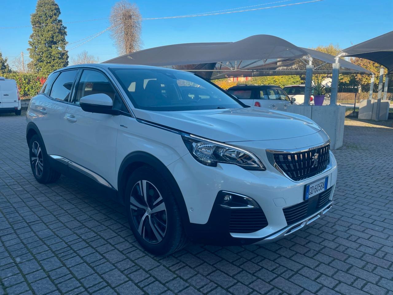 Peugeot 3008 Hybrid 225 e-EAT8 Allure