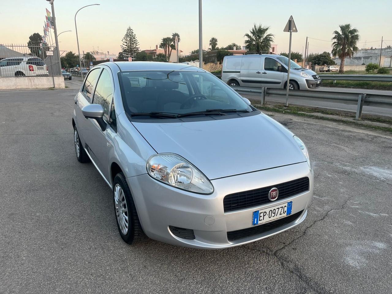 Fiat Grande Punto 1.4 Natural Power Unipro 2013