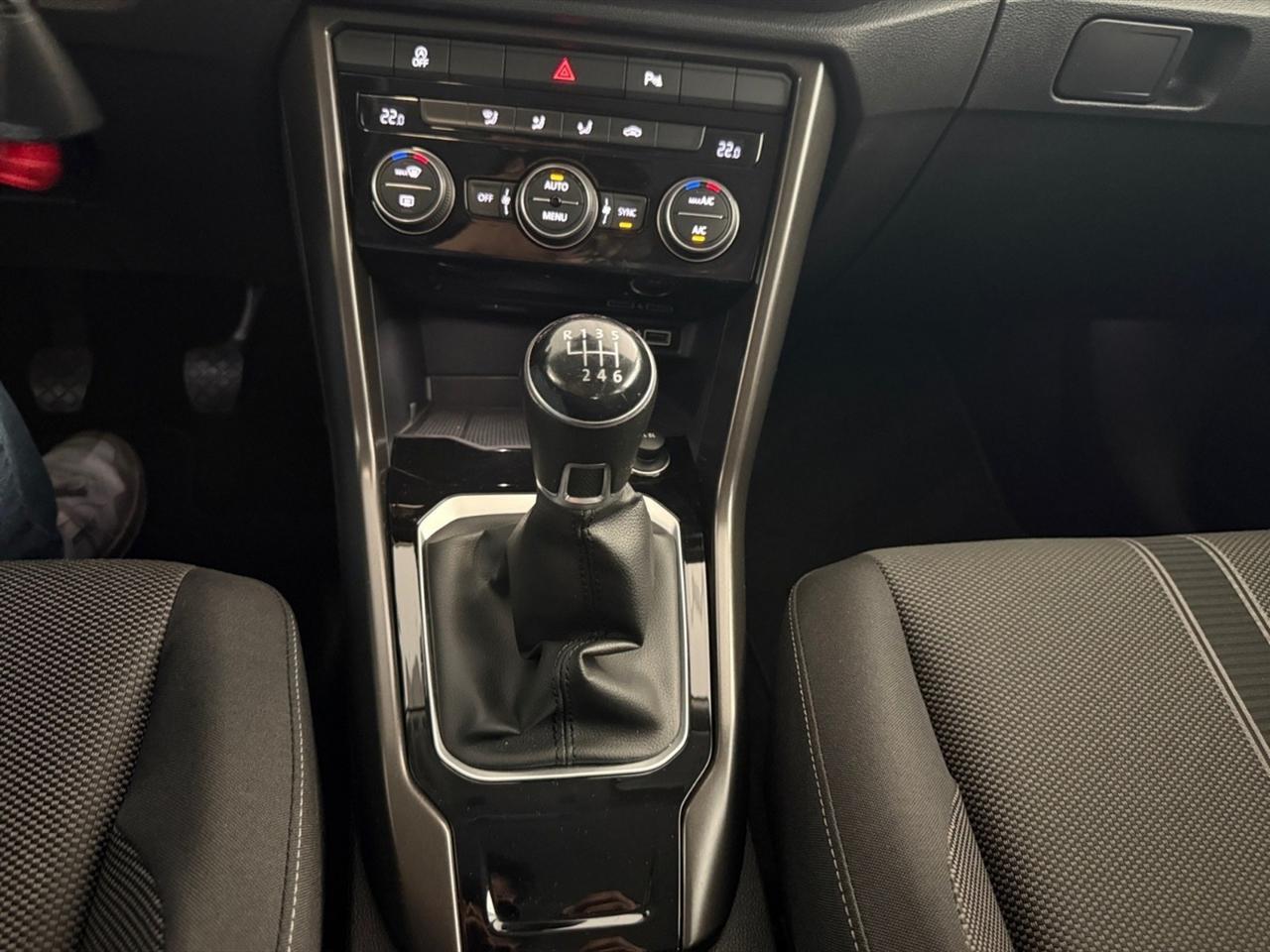 Volkswagen T-Roc 1.0 tsi style 115cv