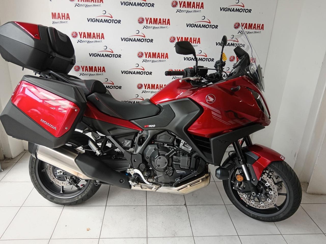Honda NT 1100 DCT TRAVEL