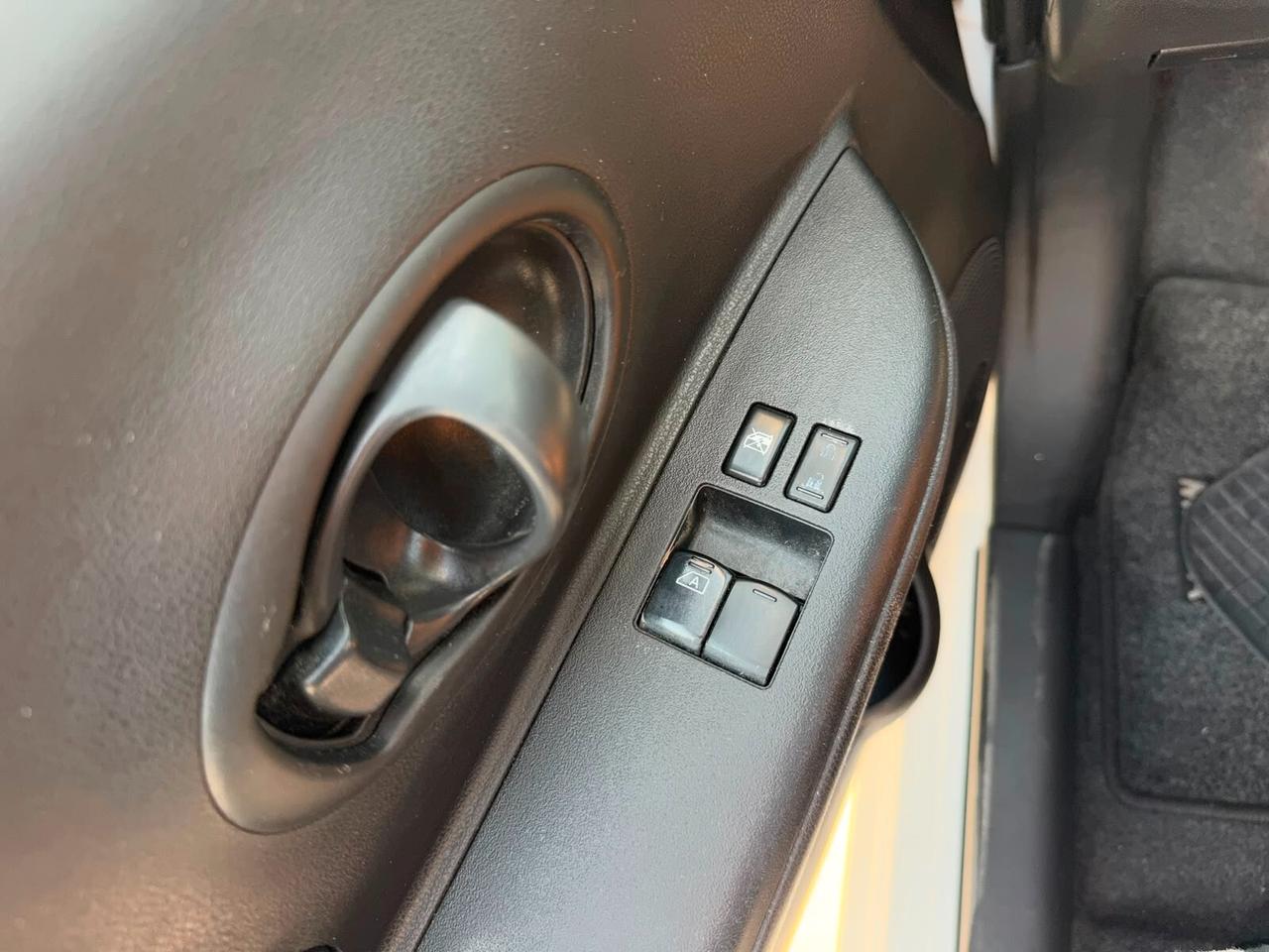 NISSAN MICRA ANNO 2012 1.2 BENZINA 80 CV