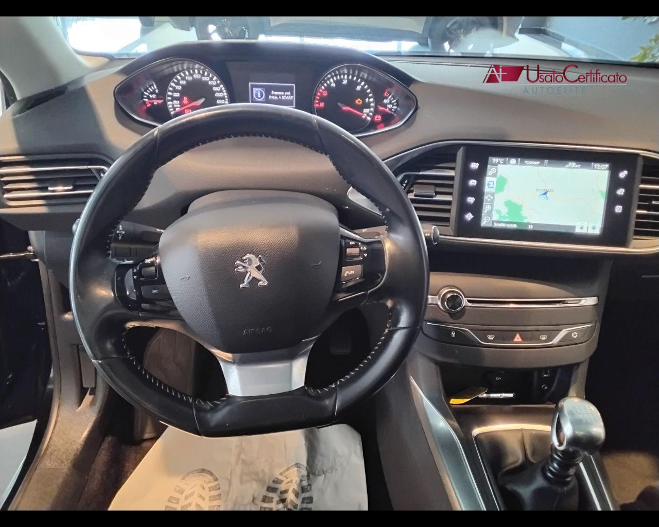 PEUGEOT 308 1.6 e-HDi 115 CV Stop&Start Allure