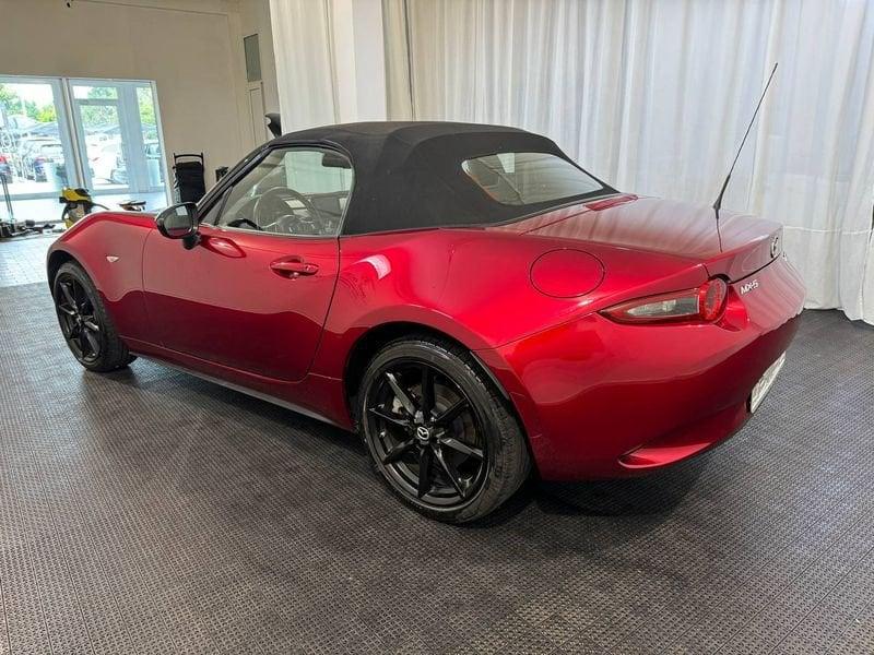 Mazda MX-5 2.0L Skyactiv-G Exceed