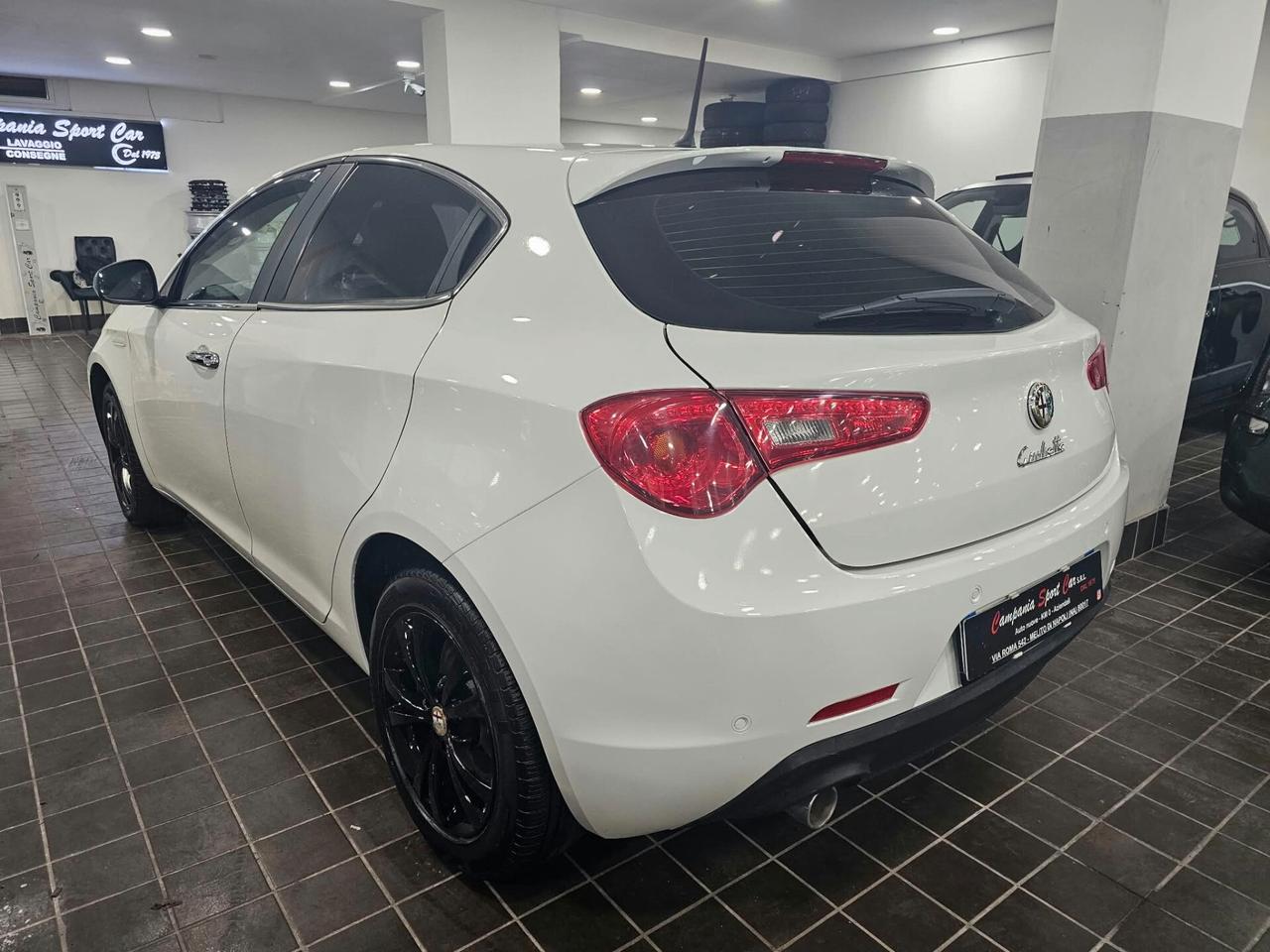 Alfa Romeo Giulietta 1.6 JTDm-2 105 CV Distinctive