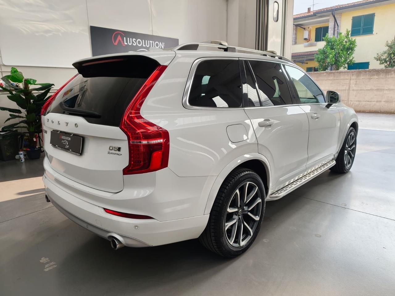 Volvo XC90 D5 AWD Geartronic 7 posti Momentum