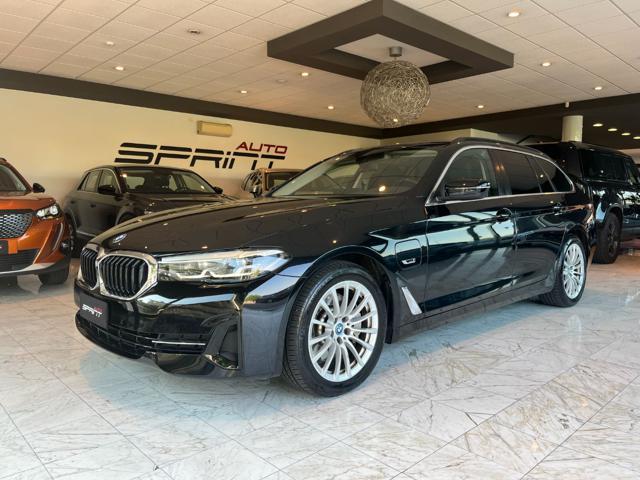BMW 530 e Touring xDrive 184cv Business Plug-In