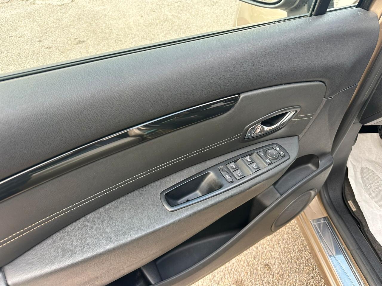 Renault Scenic Scénic XMod 1.5 dCi 110CV Energy 7POSTI