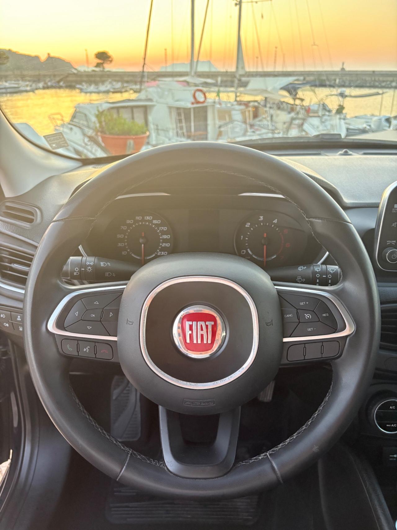 Fiat Tipo 1.6 Mjt S&S SW Lounge
