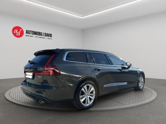 VOLVO V60 B4 (d) Geartronic Momentum Business Pro