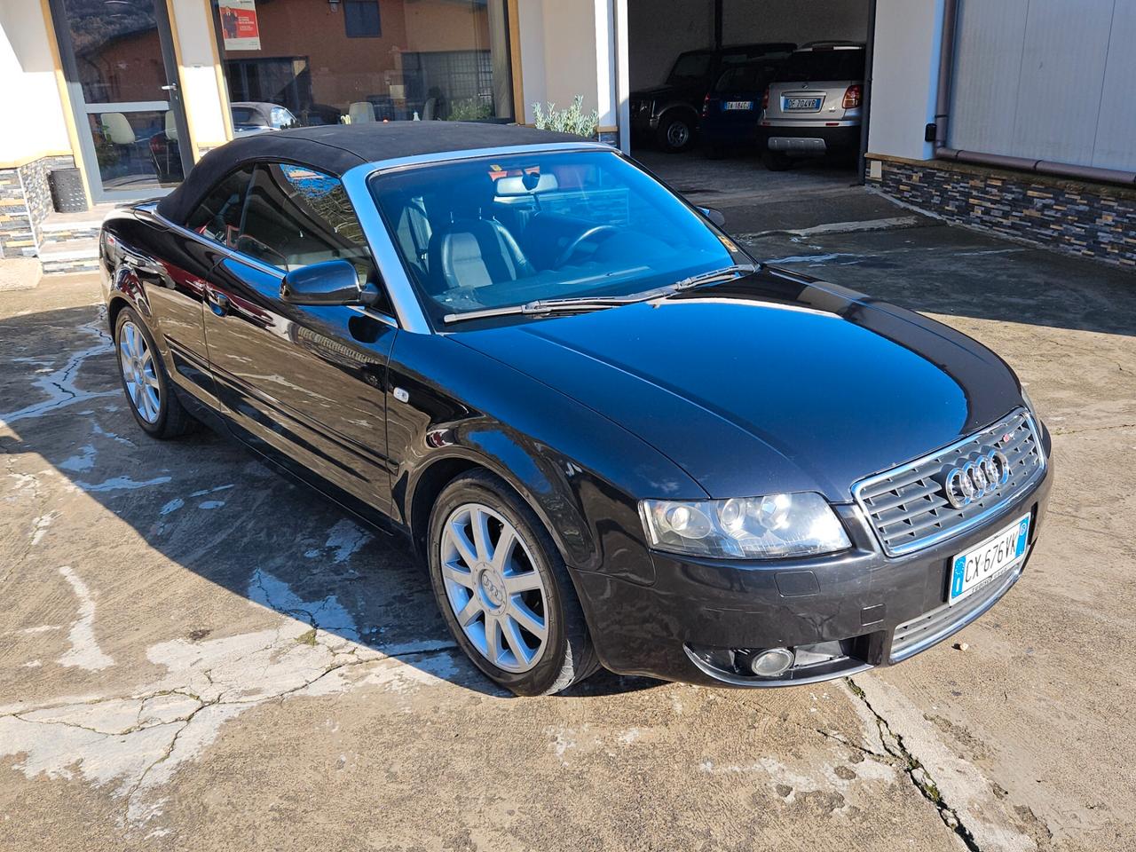 Audi A4 Cabriolet 2.5 V6 TDI cat S-line