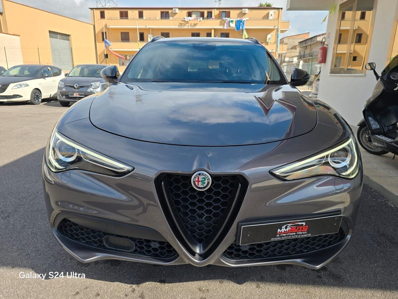 Alfa Romeo Stelvio 2.2 Turbodiesel 160 CV AT8 RWD Sport-Tech
