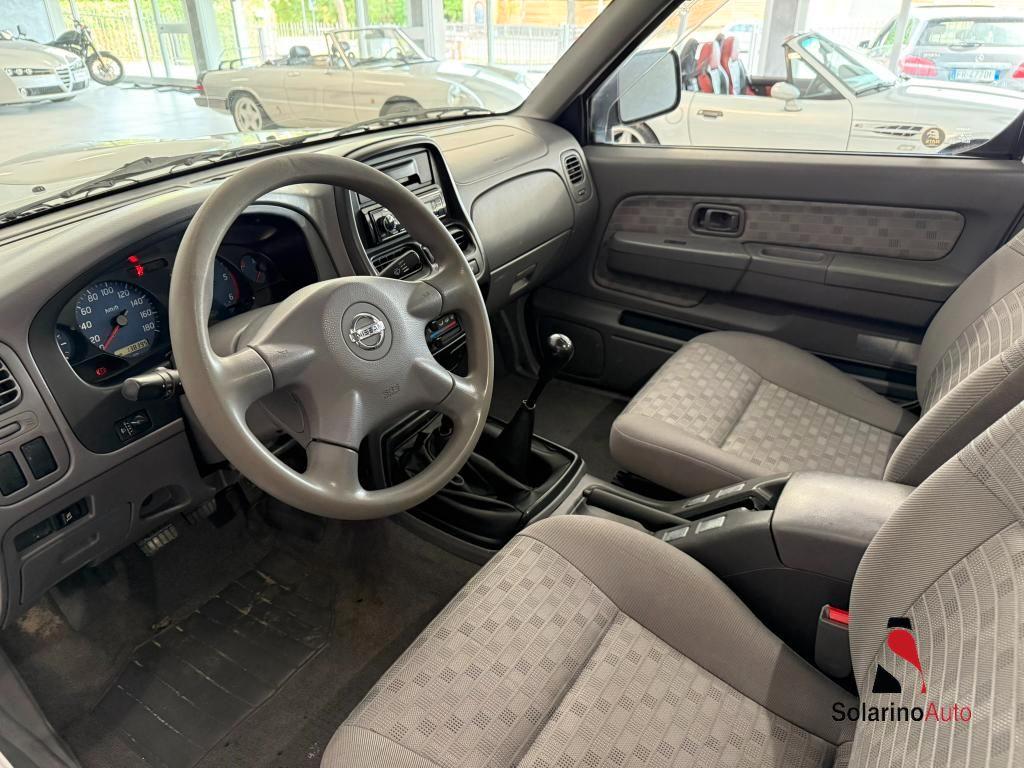 Nissan Cab Double Cab Double Cab 2.5 td 133cv