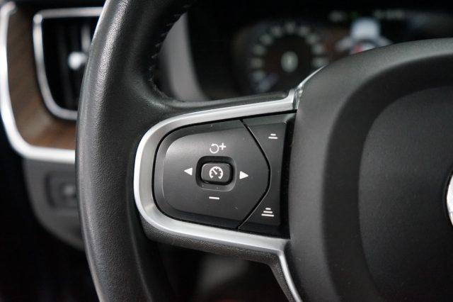 VOLVO XC60 T6 Recharge Plug-in Hybrid AWD Inscription Express