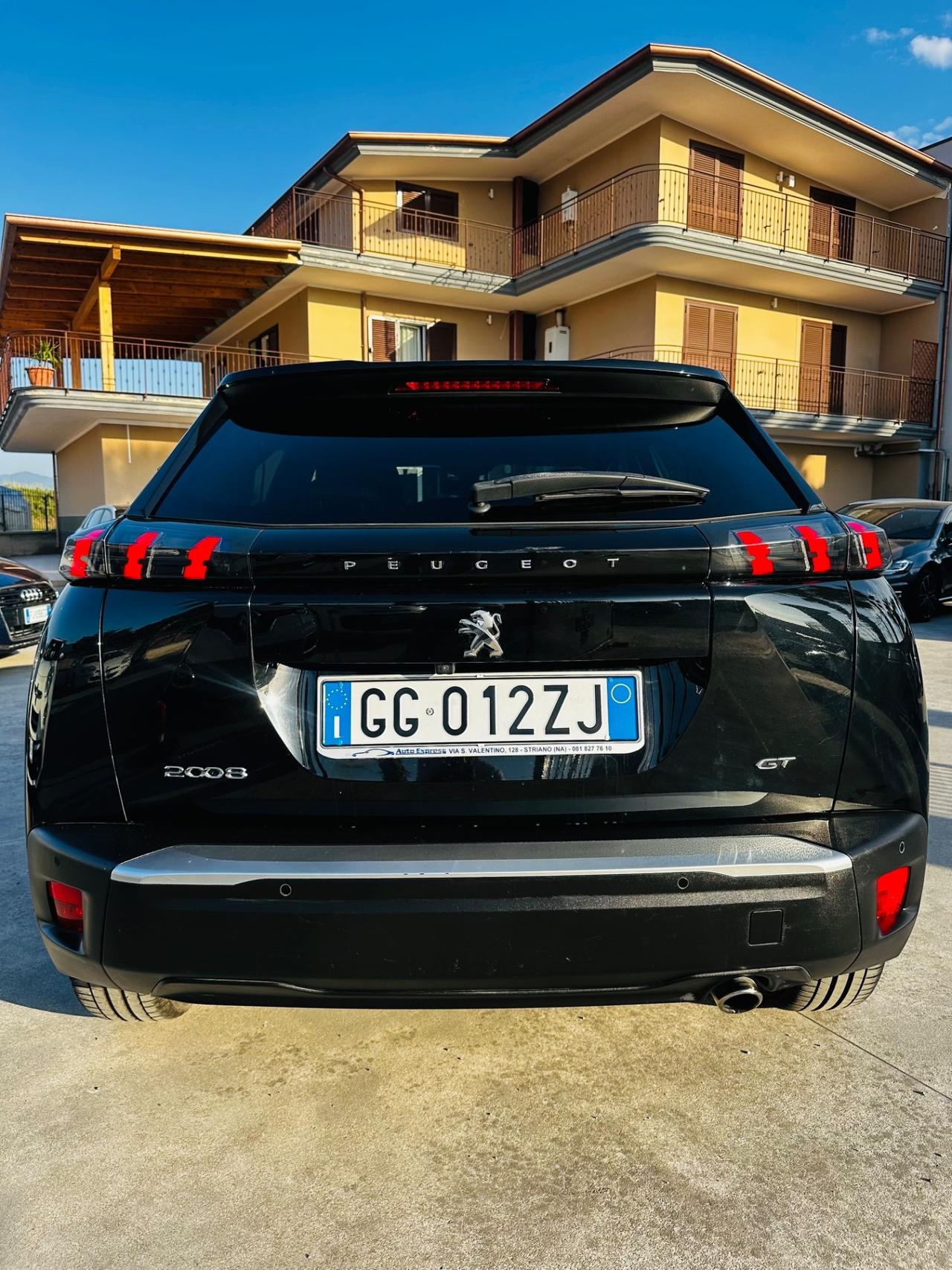 Peugeot 2008 BlueHDi 130 S&S EAT8 GT