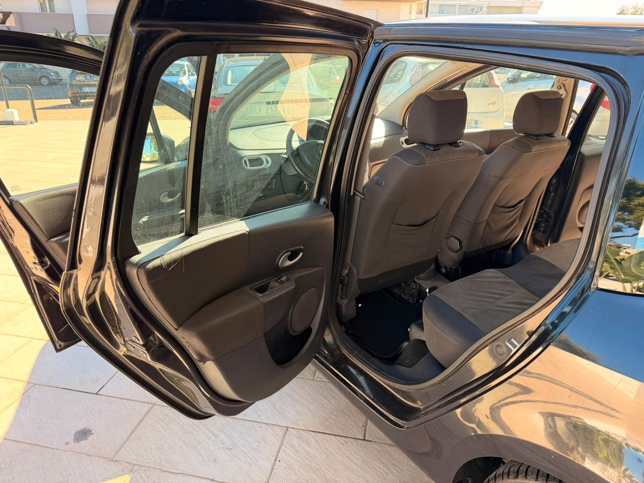 Renault Modus 1.5 dCi 85CV Dynamique