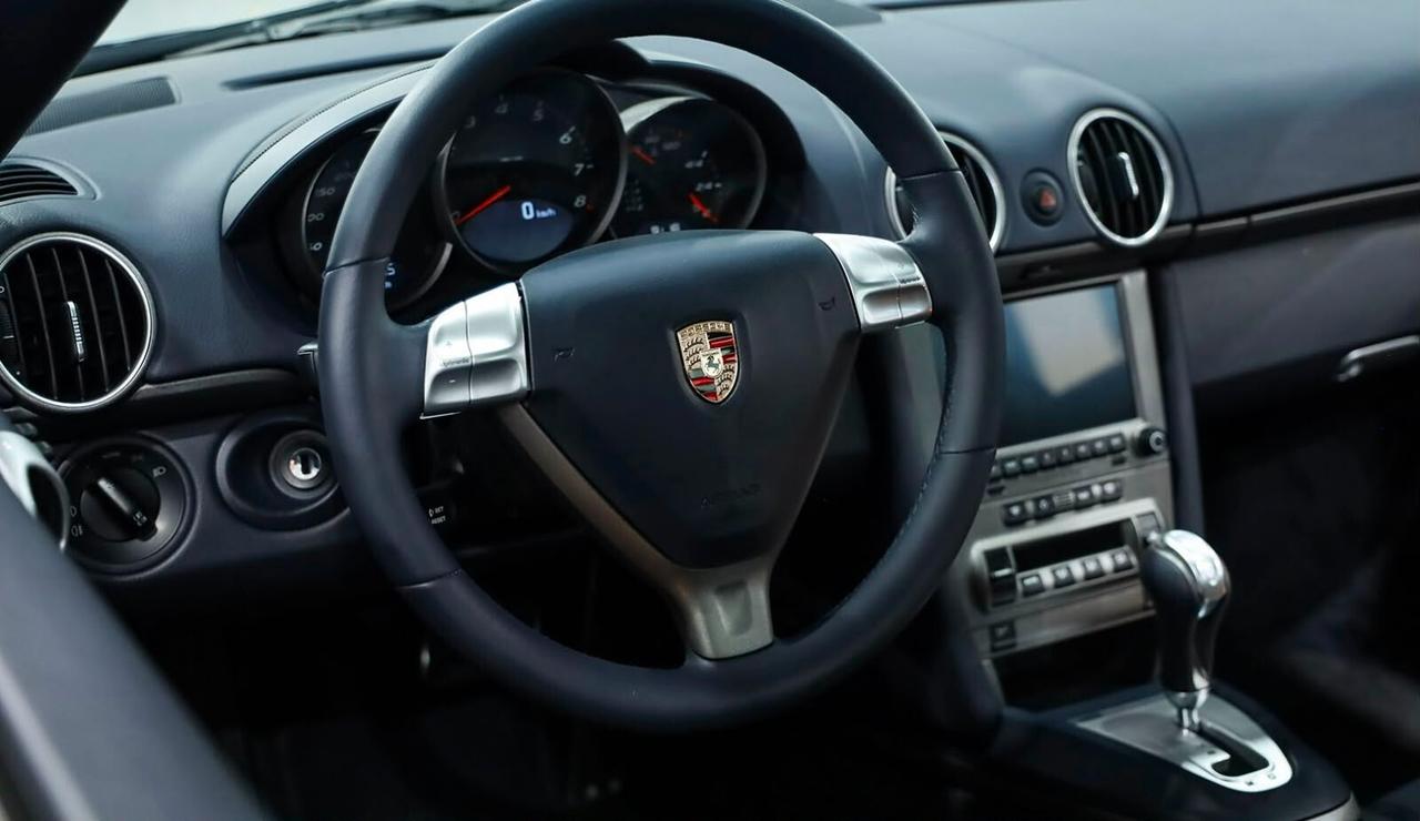 Porsche 987 Cayman