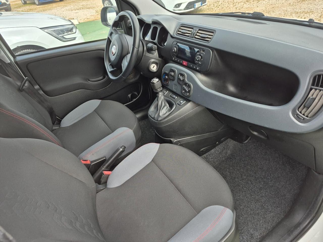 Fiat Panda 1.2 Easy 69cv 5 porte 4 cilindri